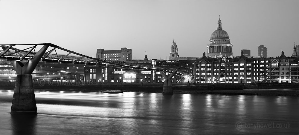 St Pauls Cathedral, Dusk
