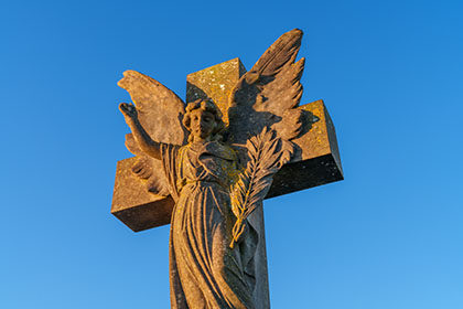 Angel-Sculpture-St-Day-Road-Cemetery-Redruth-Cornwall