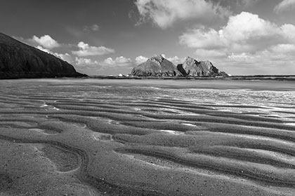 Holywell-Beach-Gull-Rocks-Cornwall