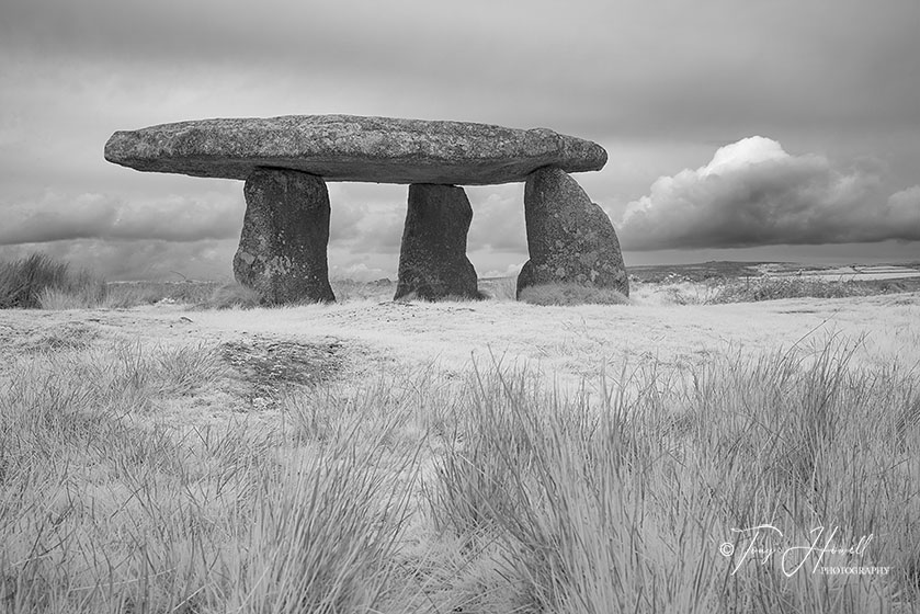 Lanyon Quoit (infrared camera; makes foliage turn white)