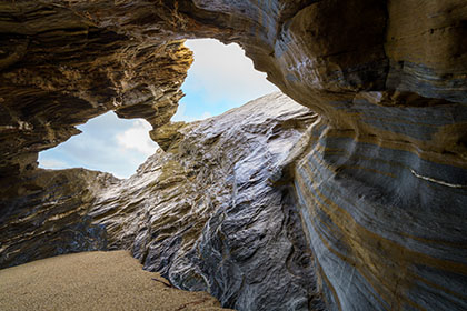Little-Fistral-Cave-Newquay-Cornwall