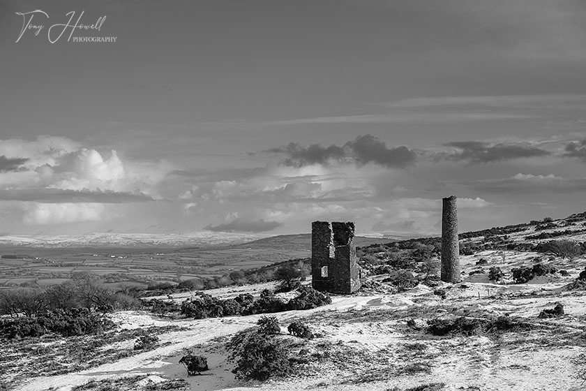 Mine Ruins, Snow, Minions, with Dartmoor in the distance