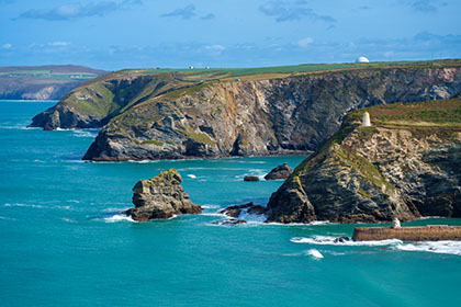 Portreath-Cliffs-Cornwall-UK