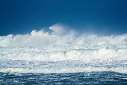 Waves-Porthtowan-Cornwall