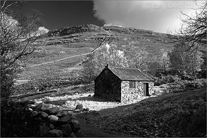 Hut, Lake District, Black and White