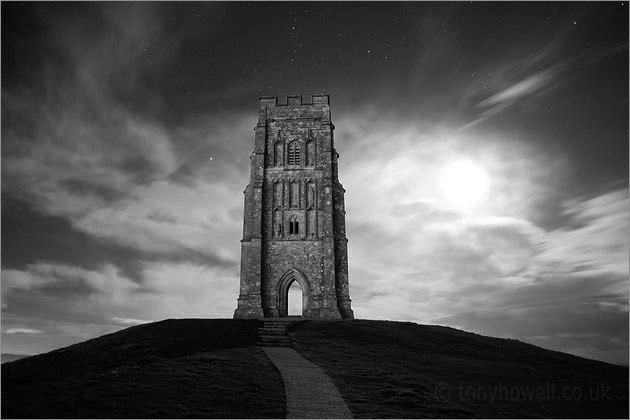Glastonbury Tor, Night